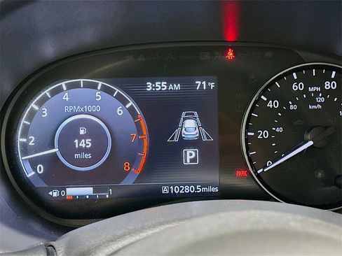 Used 2024 Nissan Kicks SV image 12