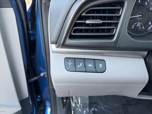 Used 2020 Hyundai Elantra SEL image 13