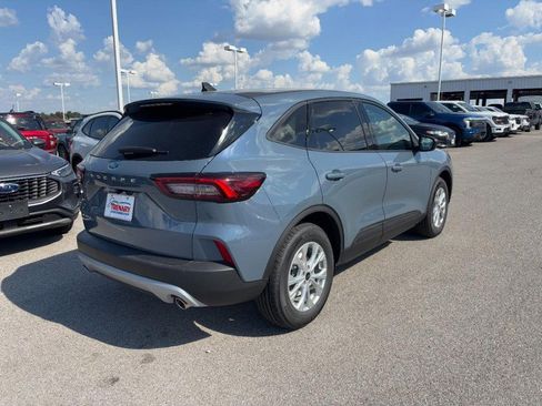 New 2026 Ford Escape Active w/ Cold Weather Package FWD image 3