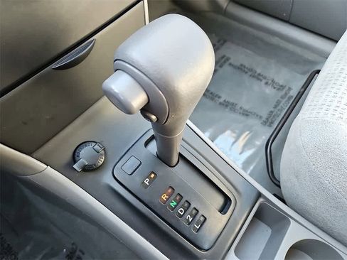 Used 2007 Toyota Corolla CE image 13