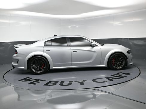Used 2020 Dodge Charger Scat Pack RWD image 10