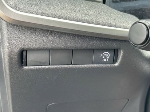 New 2026 Nissan Kicks SV image 34