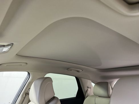 Used 2023 Genesis GV70 2.5T w/ Select Package image 24