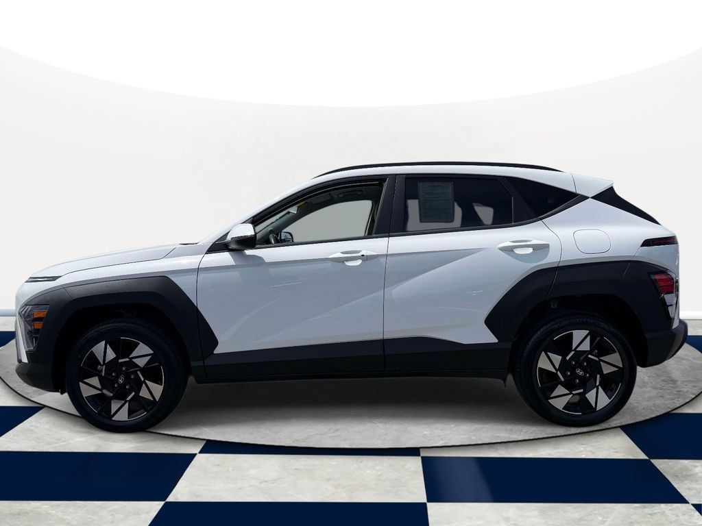 Used 2024 Hyundai Kona SEL AWD/4WD image 4