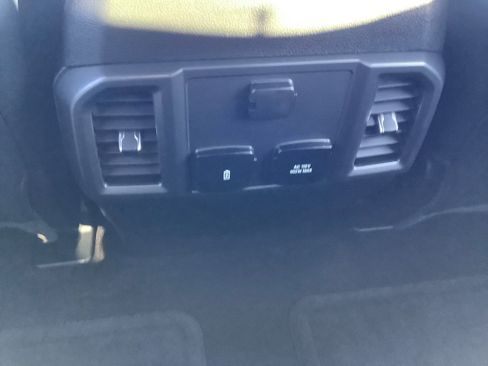Used 2017 Ford F150 Lariat image 14