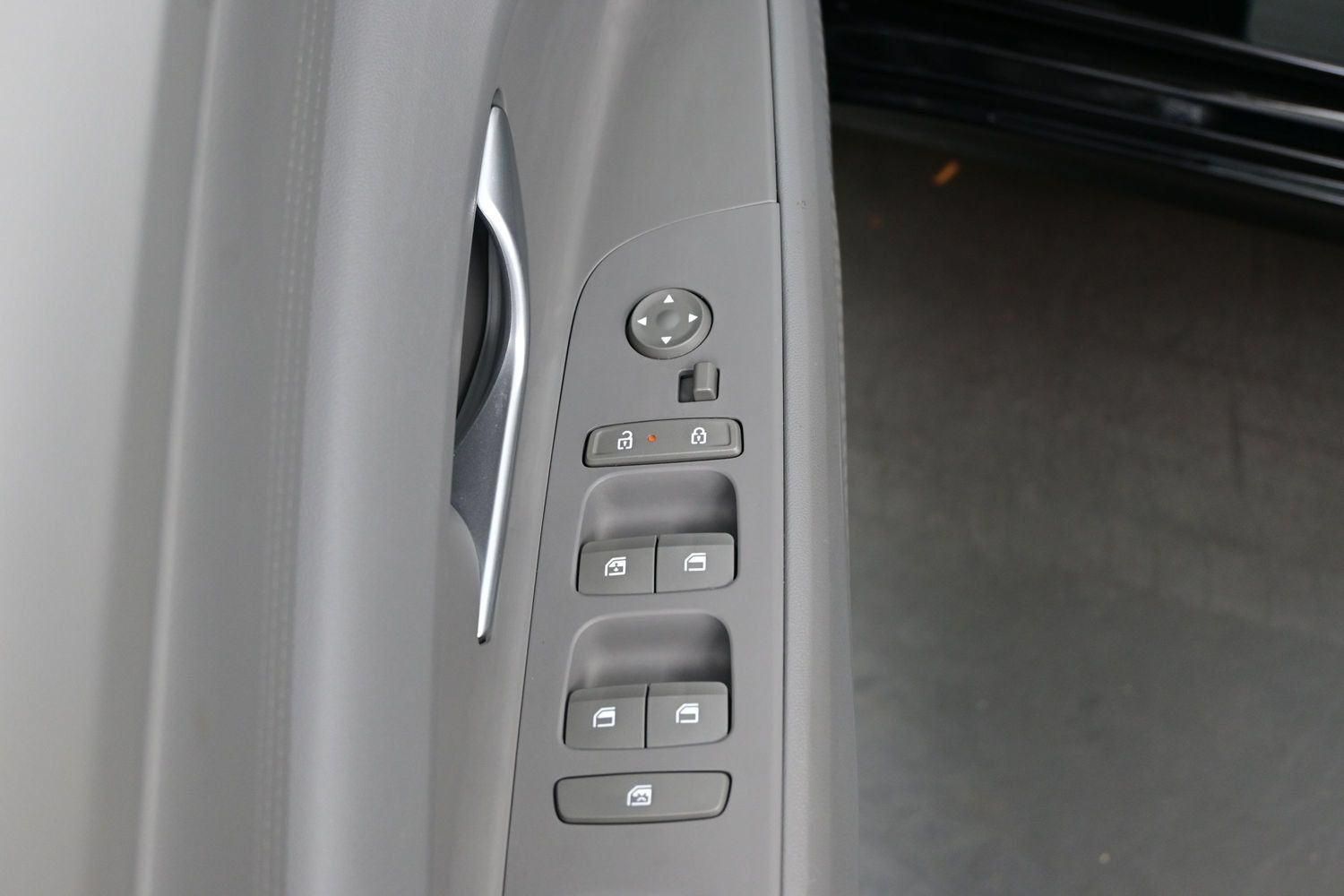 Certified 2026 Hyundai Elantra Hybrid FWD image 10