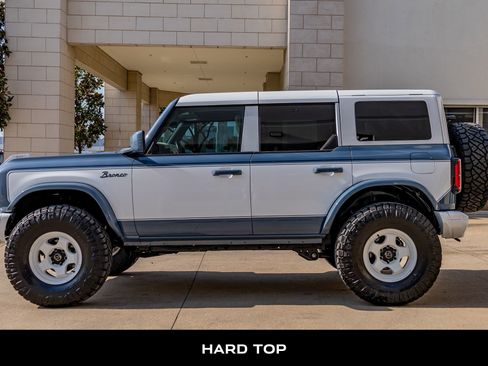 Used 2023 Ford Bronco Heritage Edition image 6