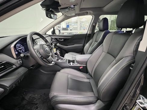 Used 2025 Subaru Outback Onyx Edition XT image 11