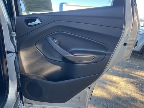 Used 2016 Ford Escape SE image 13