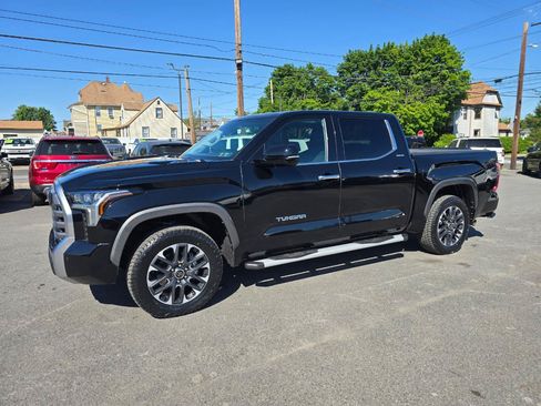 Used 2023 Toyota Tundra Limited AWD/4WD image 3