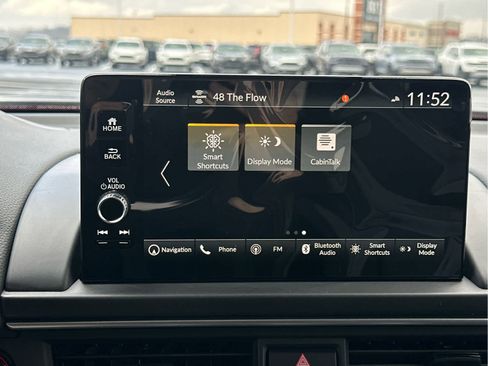 New 2025 Honda Pilot Touring image 32