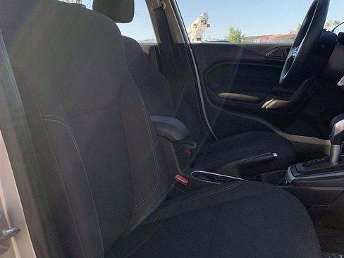 Used 2019 Ford Fiesta SE image 28