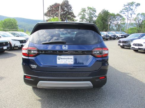 Certified 2025 Honda Pilot EX-L image 6