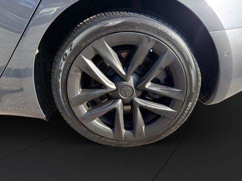 Used 2018 Tesla Model 3 Long Range image 22