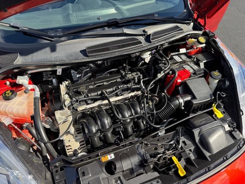 Used 2018 Ford Fiesta SE image 18