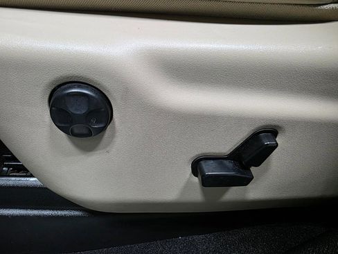 Used 2015 Dodge Durango Limited image 17