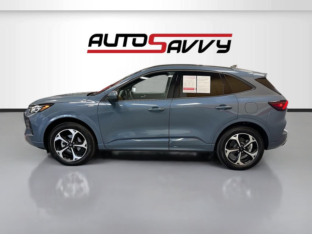 Used 2025 Ford Escape ST-Line Elite w/ Premium Technology Package AWD/4WD image 4