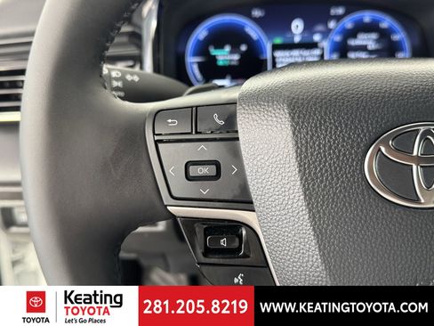 Certified 2025 Toyota Camry XSE w/ Premium Package image 29