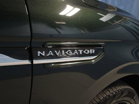 Used 2024 Lincoln Navigator Black Label image 43