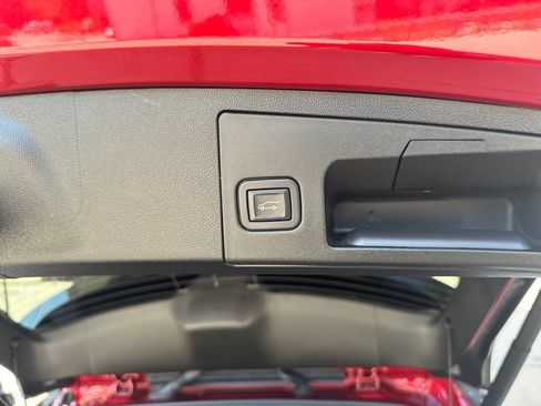 Used 2024 Cadillac XT4 Sport AWD/4WD image 28