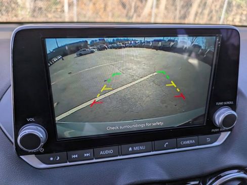 Used 2025 Nissan Sentra SR w/ Midnight Edition image 25