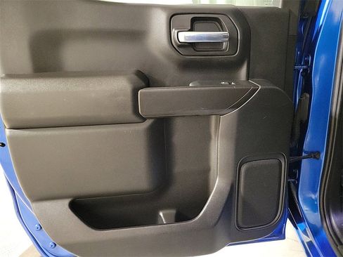 Used 2022 Chevrolet Silverado 1500 Custom w/ LPO, Dark Essentials Package image 23
