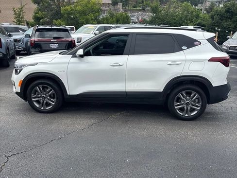 Used 2022 Kia Seltos S AWD/4WD image 7
