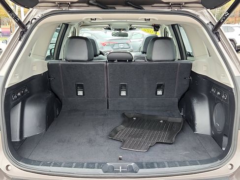 Used 2022 Subaru Forester Limited image 30