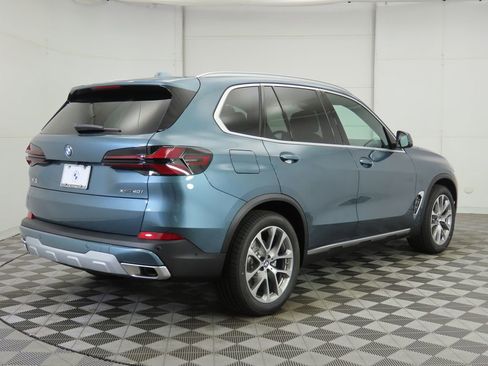 New 2026 BMW X5 xDrive40i w/ Climate Comfort Package image 5