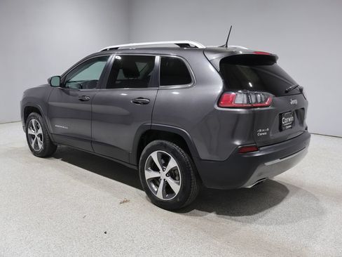 Used 2020 Jeep Cherokee Limited w/ Technology Group AWD/4WD image 4