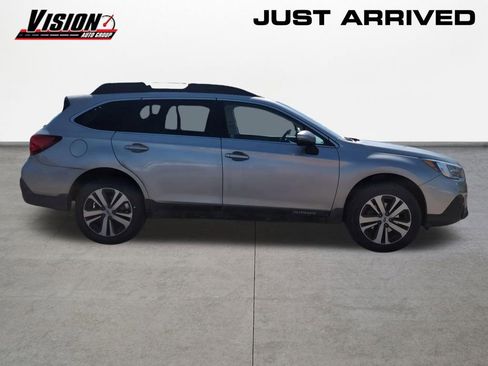 Used 2019 Subaru Outback 2.5i Limited image 4