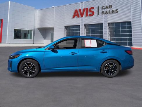 Used 2025 Nissan Sentra SV image 10