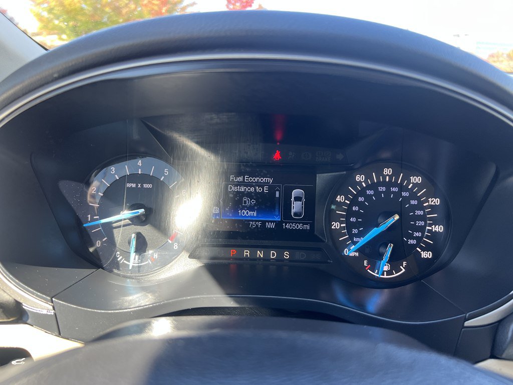 Used 2014 Ford Fusion SE FWD image 18