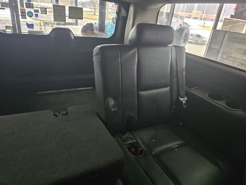 Used 2013 GMC Yukon XL Denali image 37