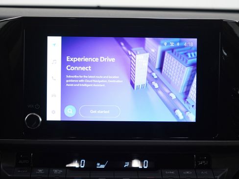 Used 2025 Toyota Camry SE image 15