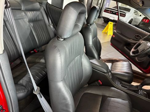 Used 1999 Pontiac Grand Prix GT w/ Opt Pkg FWD image 15