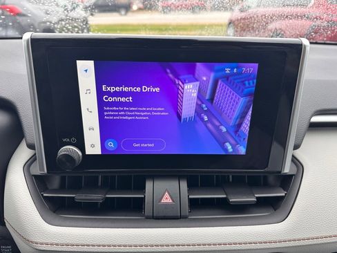 Used 2025 Toyota RAV4 XLE image 20