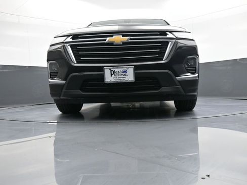 Used 2023 Chevrolet Traverse LT FWD image 28