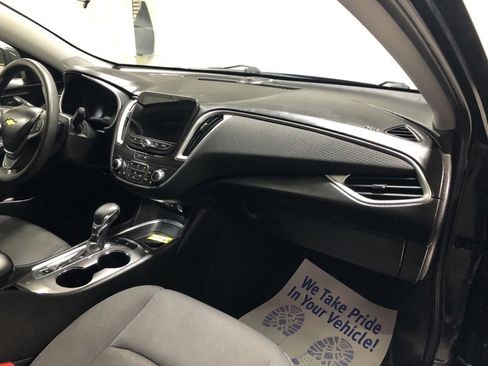 Used 2023 Chevrolet Malibu LT image 13