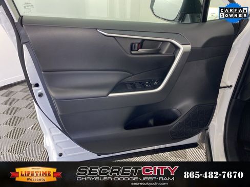 Used 2025 Toyota RAV4 LE image 12