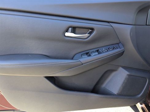 Used 2024 Nissan Sentra SV image 16