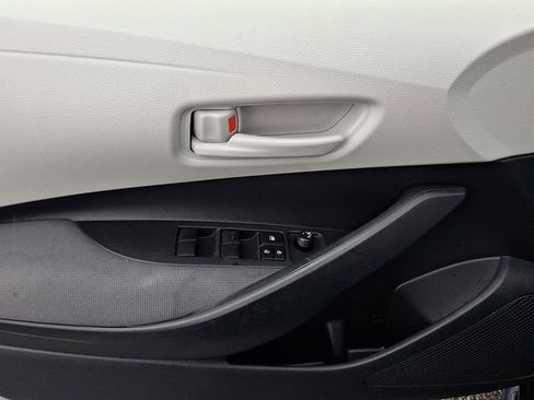 Certified 2025 Toyota Corolla LE image 12