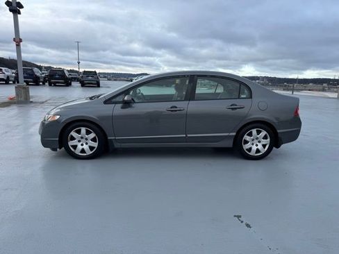 Used 2009 Honda Civic LX image 2