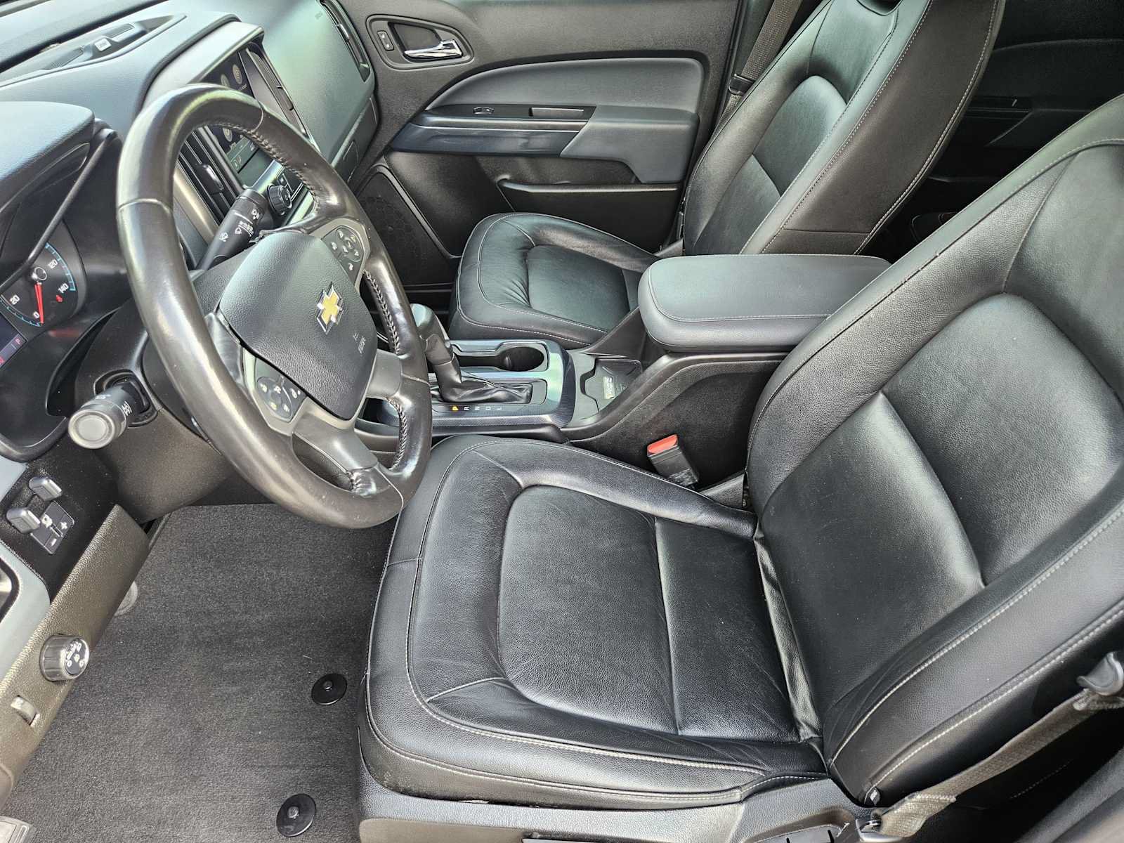 Used 2019 Chevrolet Colorado Z71 RWD image 12