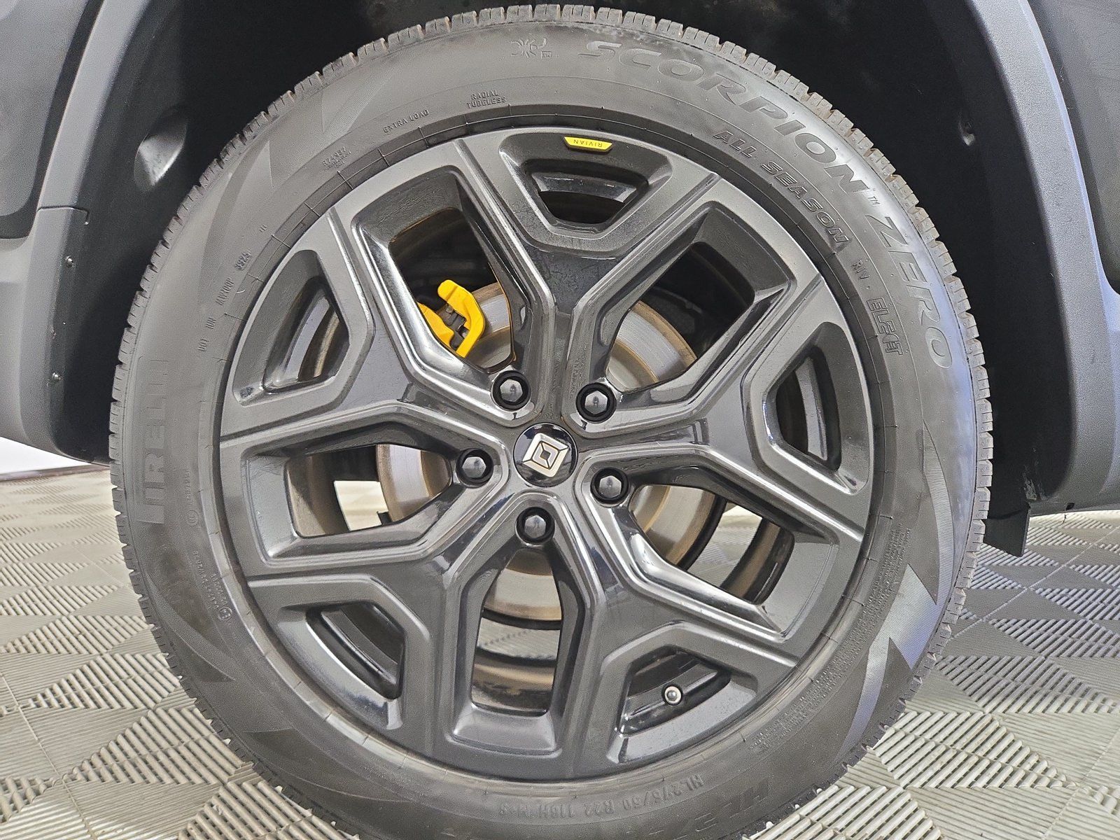 Used 2023 Rivian R1S Adventure Quad AWD/4WD image 12