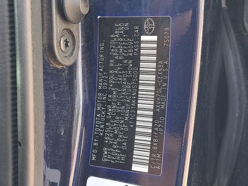 Used 2022 Toyota Camry LE image 28