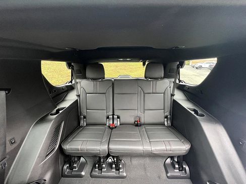 Used 2022 Chevrolet Tahoe RST w/ Sport Performance Package image 25