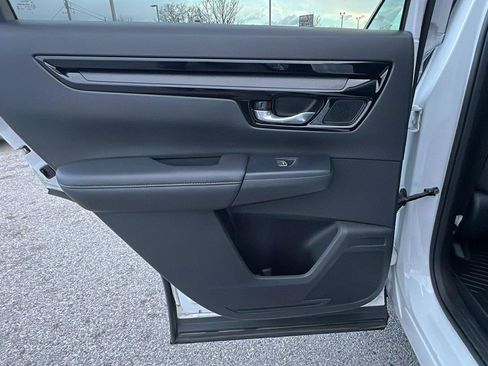 Used 2023 Honda CR-V EX-L image 17