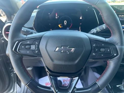 Certified 2024 Chevrolet Trax RS w/ Driver Confidence Package image 30