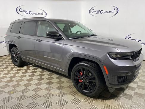 Used 2021 Jeep Grand Cherokee L Limited AWD/4WD image 9